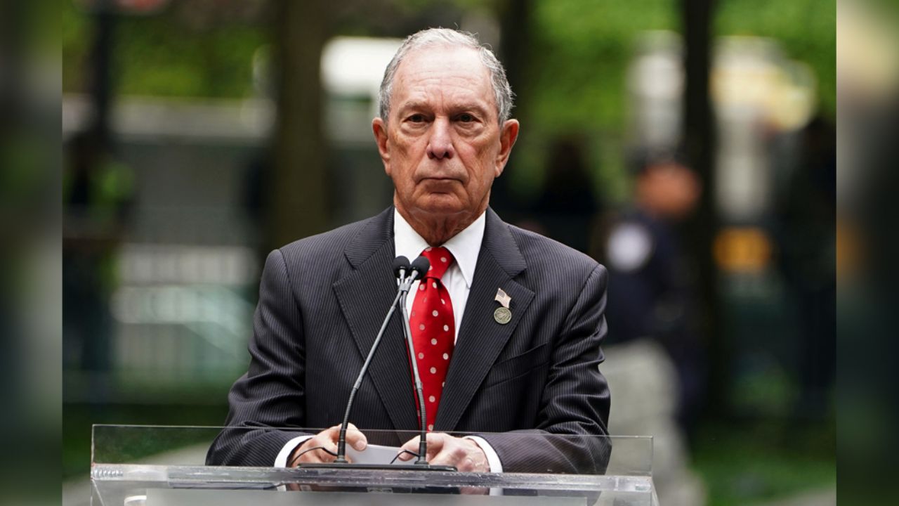 Elecciones de EU: El demócrata Michael Bloomberg se retira de la contienda