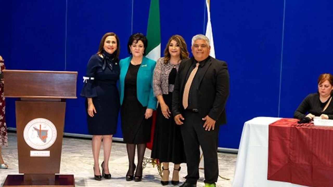 Contadores de Cajeme tienen cambio de mesa directiva en un ameno desayuno