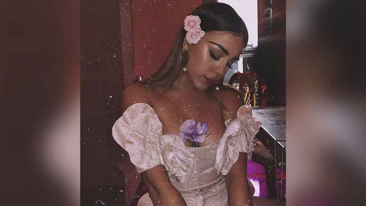 Danna Paola presume fotos inéditas de su aparición en conocida revista