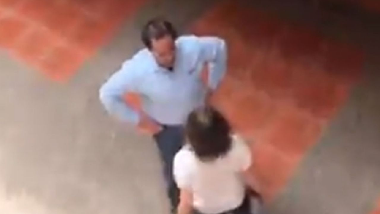 (VIDEO) “A mí me has mirado los pechos”: Alumna encara a su profesor