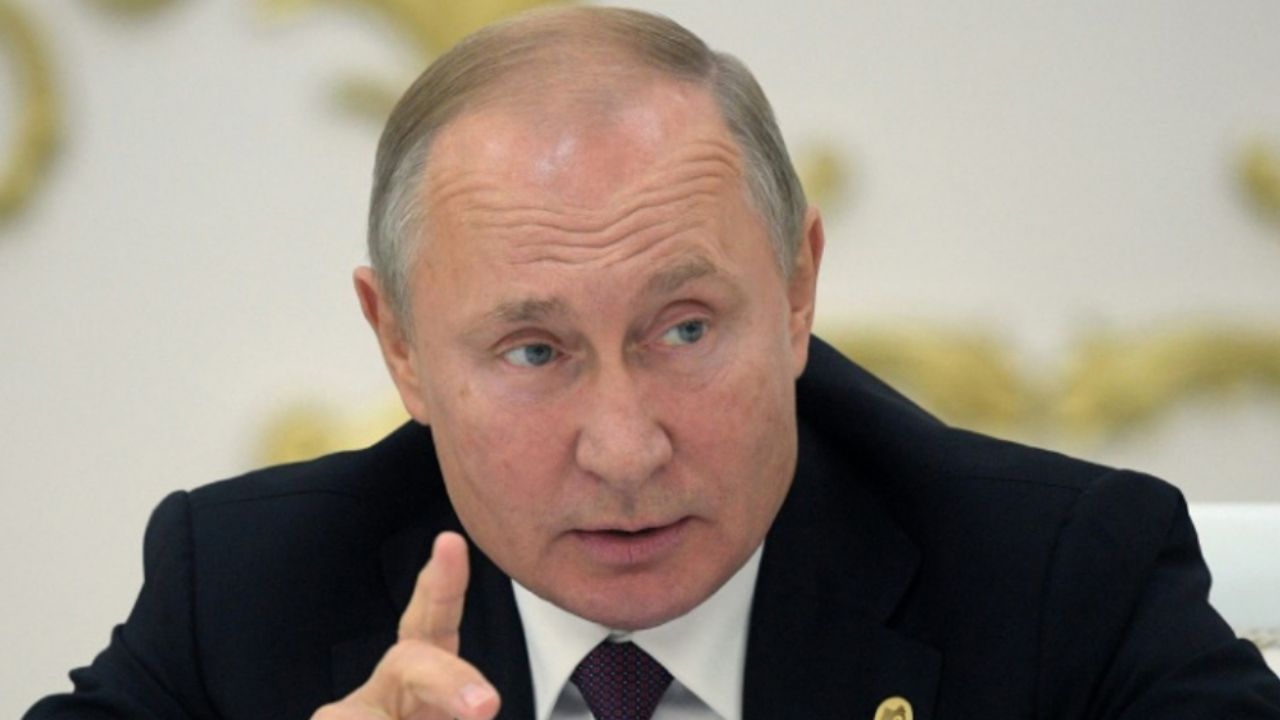 VIDEO: Vladimir Putin se volvería a casar; joven le propone matrimonio