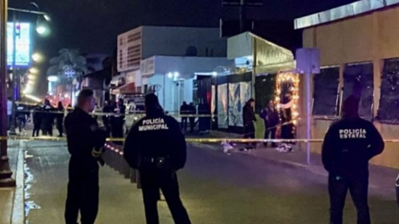 Comando armado rafaguea bar durante su inauguración en Cholula, Puebla