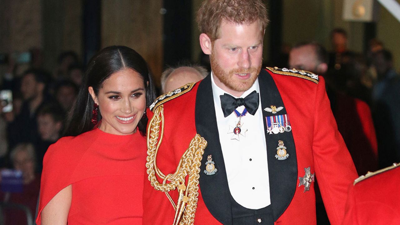 ¡Deja boquiabiertos! El costoso ‘look’ de Meghan Markle que coordinó con Harry