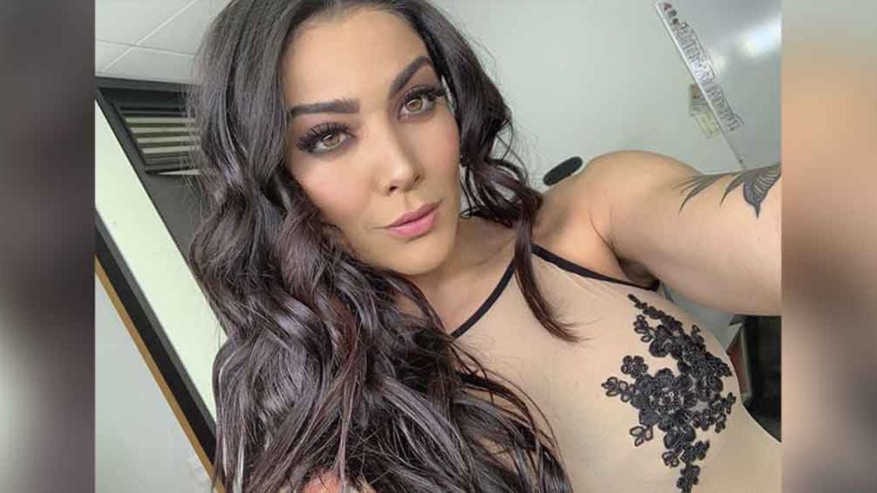 Érika Fernández eleva la temperatura al lucir silueta en diminuto bikini