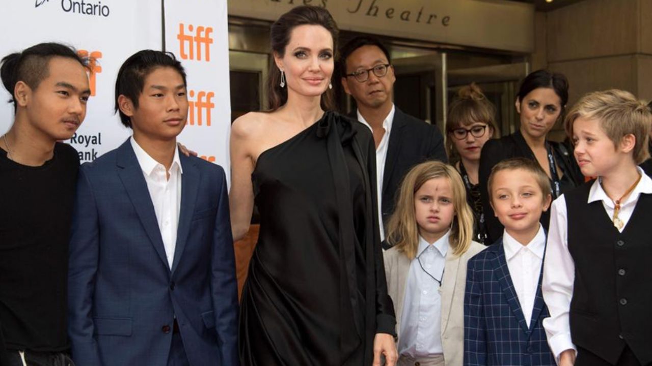 Angelina Jolie revela que dos de sus hijas han sido sometidas a cirugías