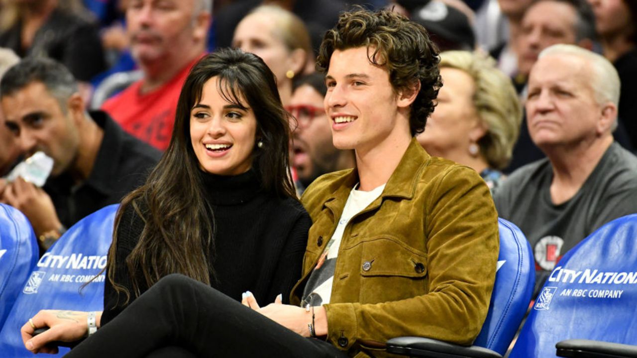 Camila Cabello dice que amar a Shawn Mendes puede ser “agotador”