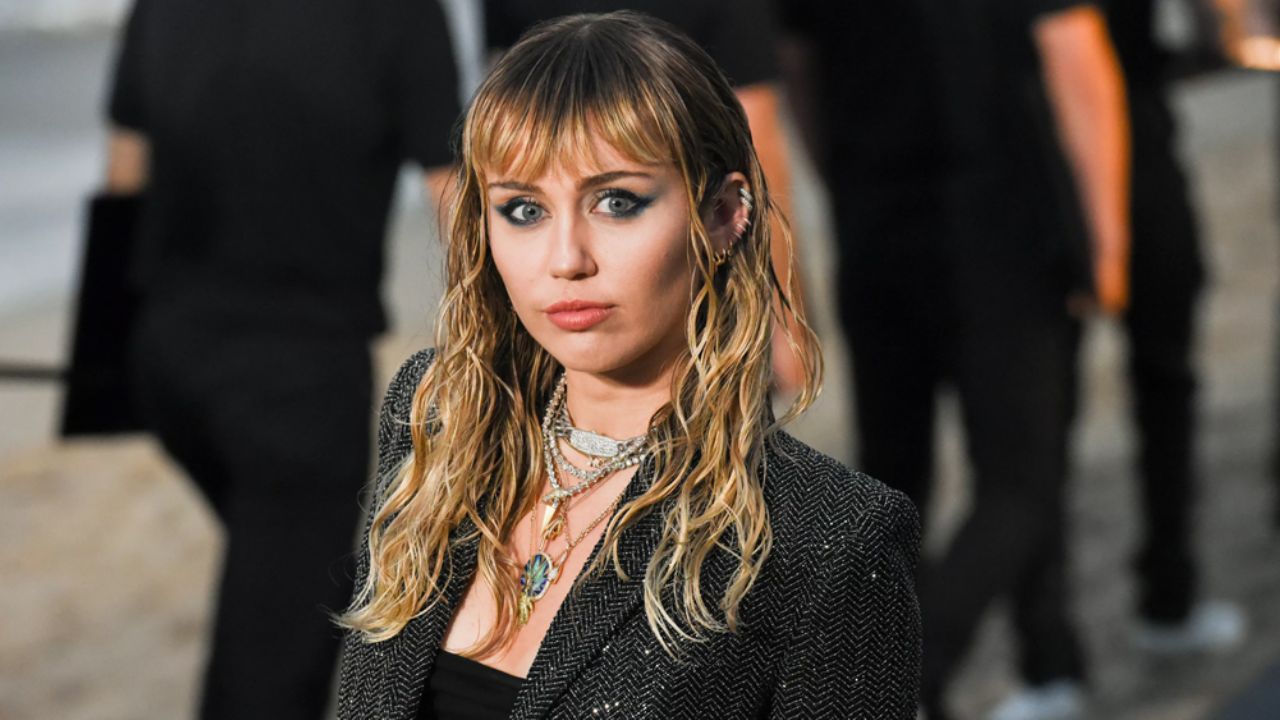 Miley Cyrus cancela concierto benéfico en Australia por culpa del coronavirus