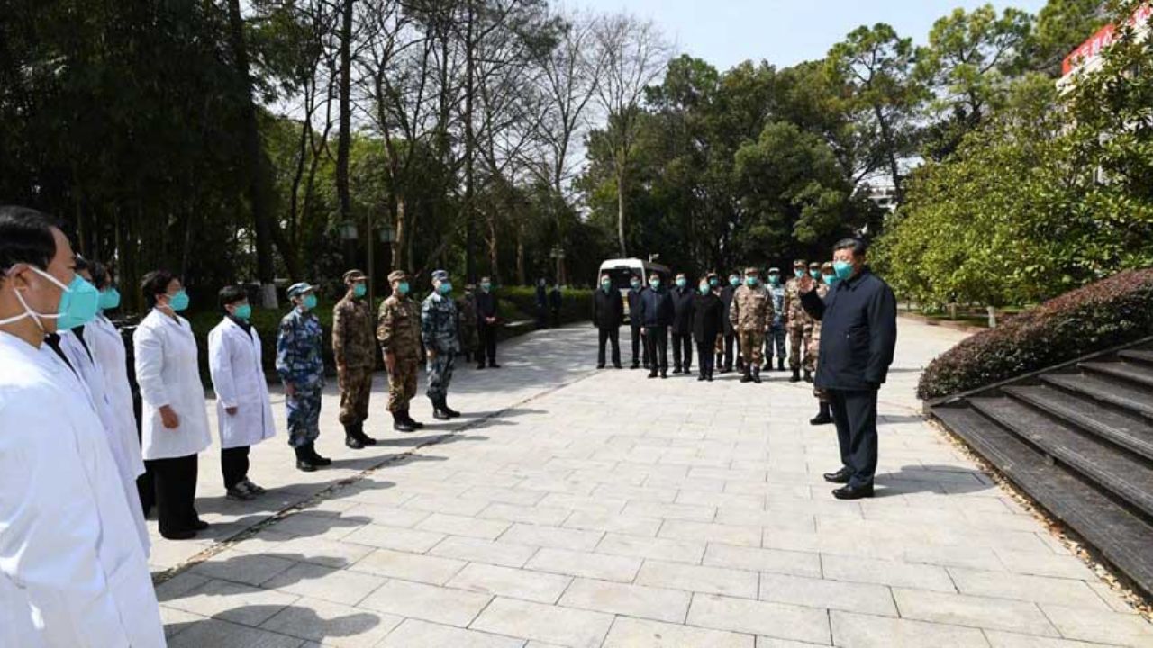 Coronavirus: El presidente Xi Jingping visita Wuhan por primera vez