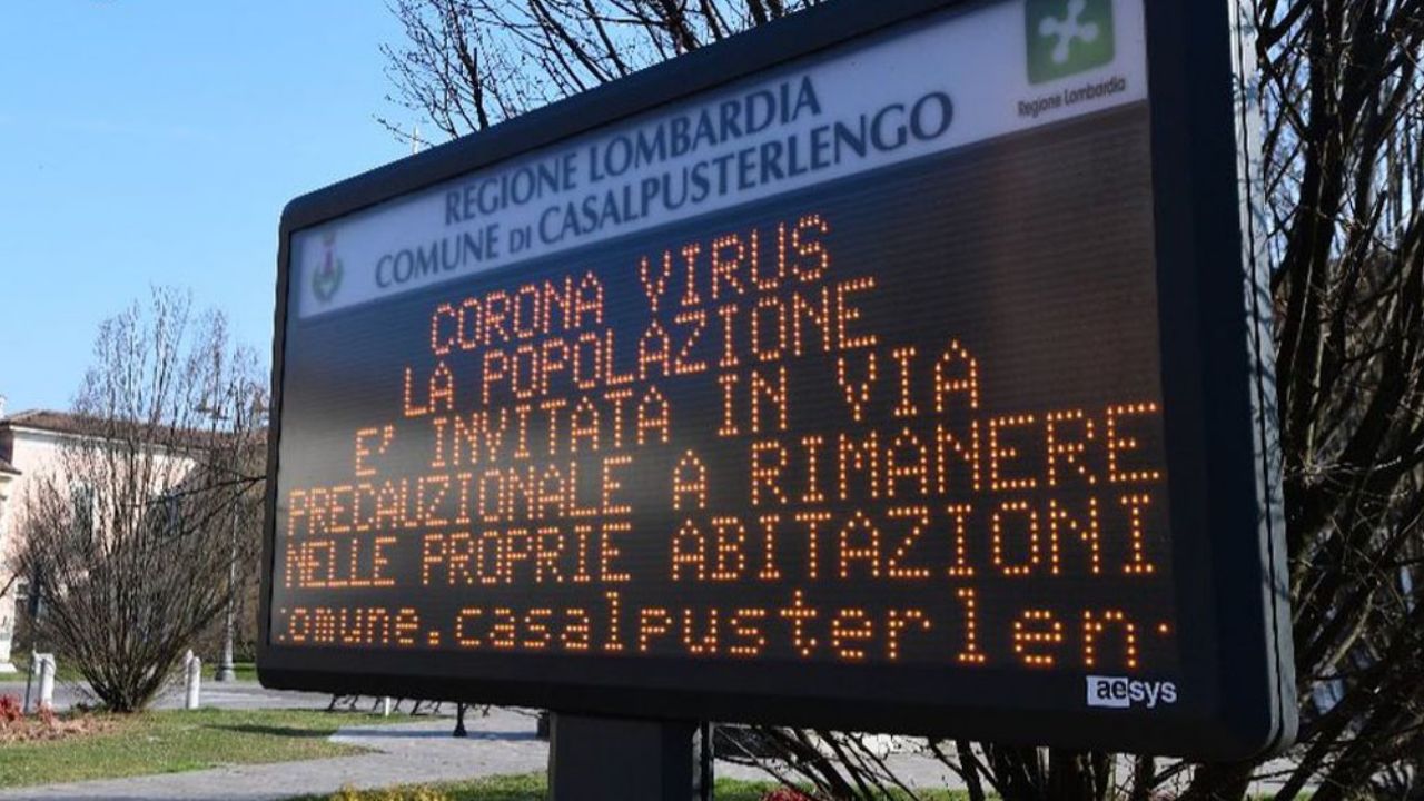Coronavirus pone a toda Italia en cuarentena; así alertan por las calles