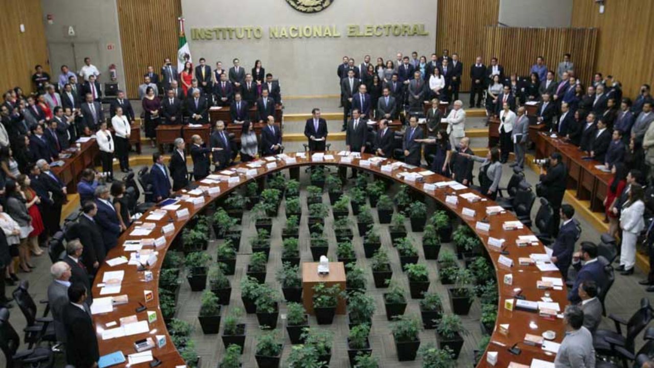 Candidatos a consejeros del INE son eliminados por vínculos partidarios