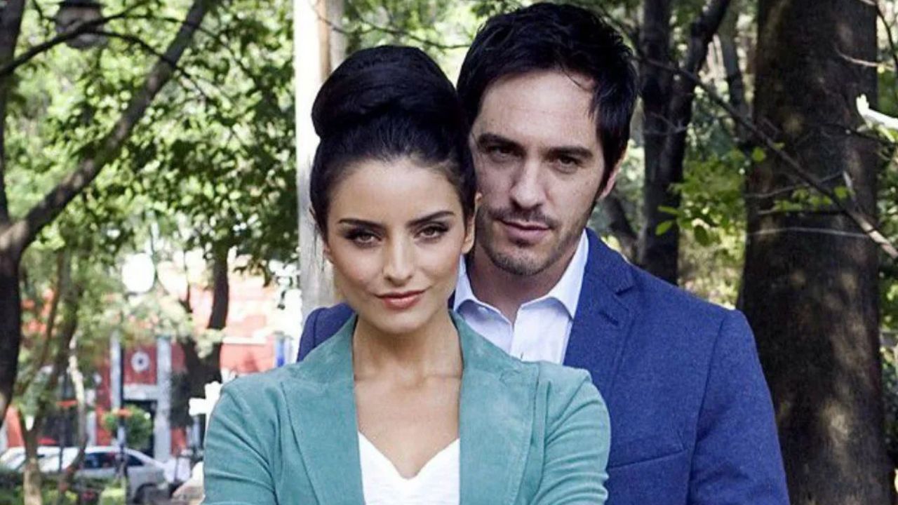 Aislinn Derbez huye y evita aclarar rumores de su ‘crisis’ matrimonial