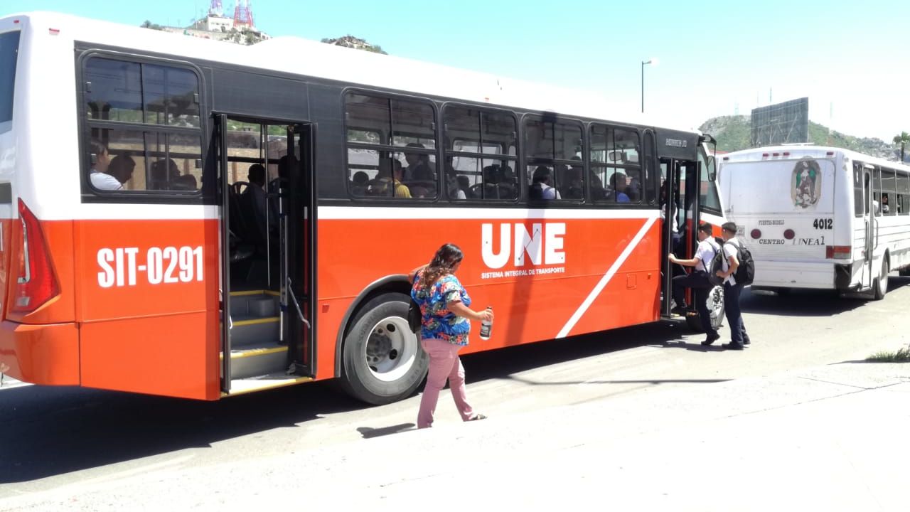 FUUS pide tener número para reportar retraso de unidades y quejas de usuarios