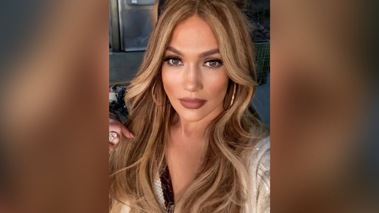 “Belleza latina para el mundo”: Jennifer Lopez enamora a fans con sexy ‘look’