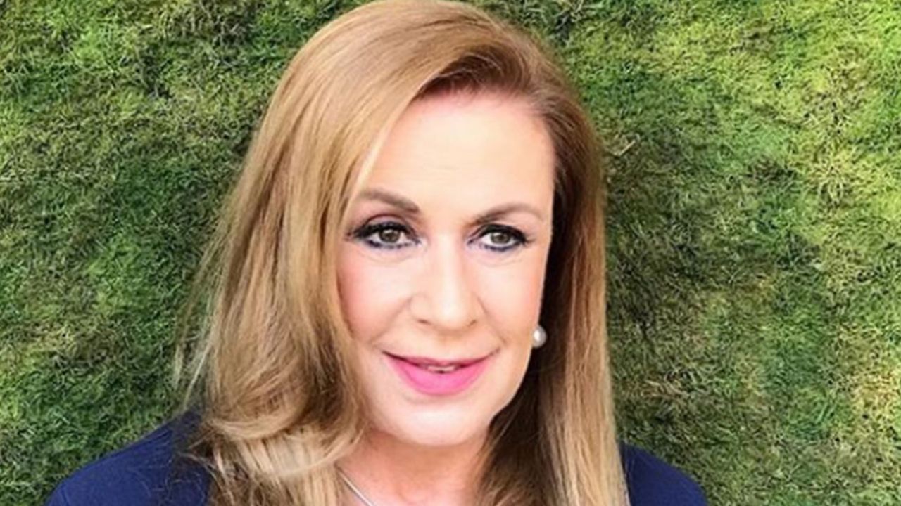 Laura Zapata se burla del rechazo a AMLO: “Cacas Obrador, vergüenza mundial”