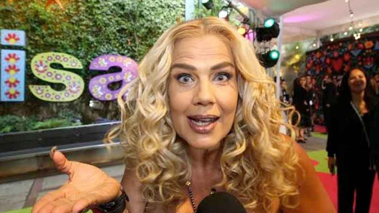A sus 52 años, Niurka deja sin palabras a internautas al lucir íntimo tatuaje