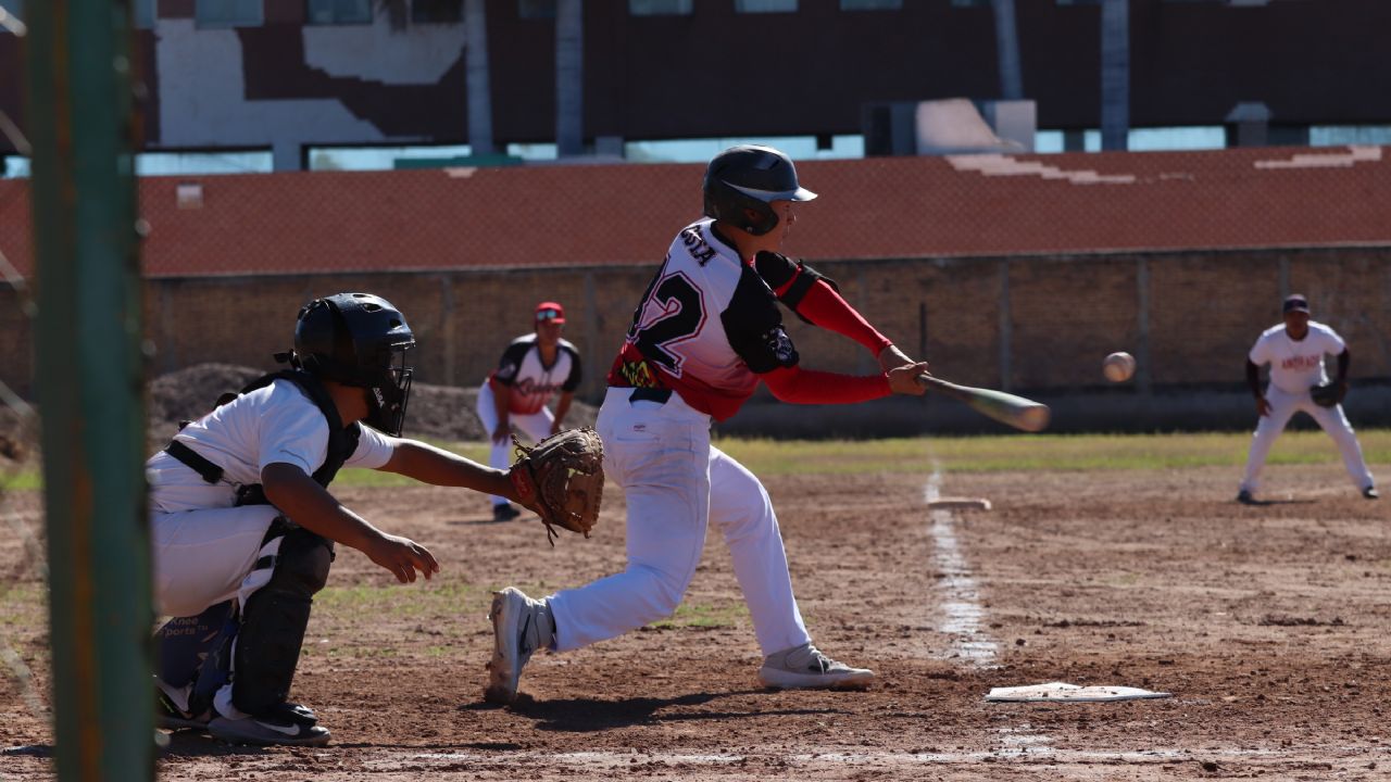 Dogos Chemos abre con par de victorias en la campaña de la Liga Obrera