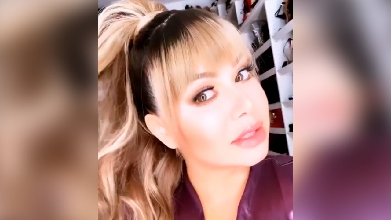 ¡Hasta se ve delgada! Chiquis presume cambio de ‘look’ y la llaman Thalía