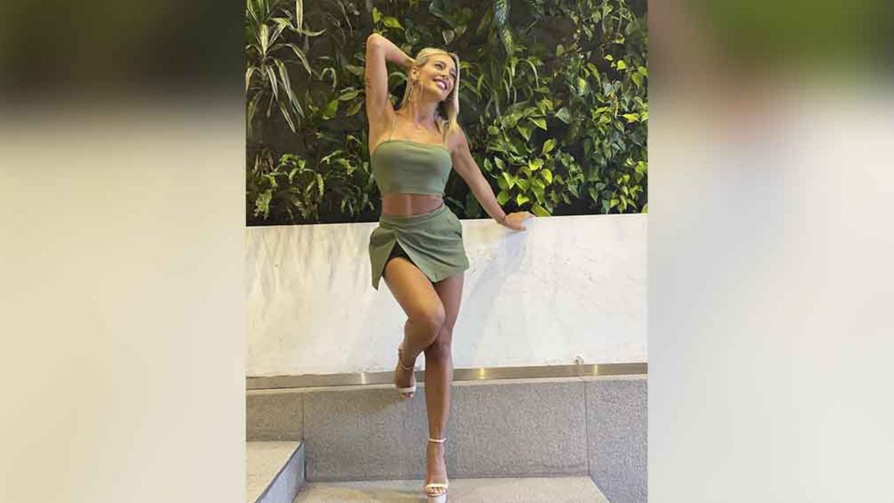 ¡Divina! Sol Pérez asoma sus enormes atributos en travieso short cachetero