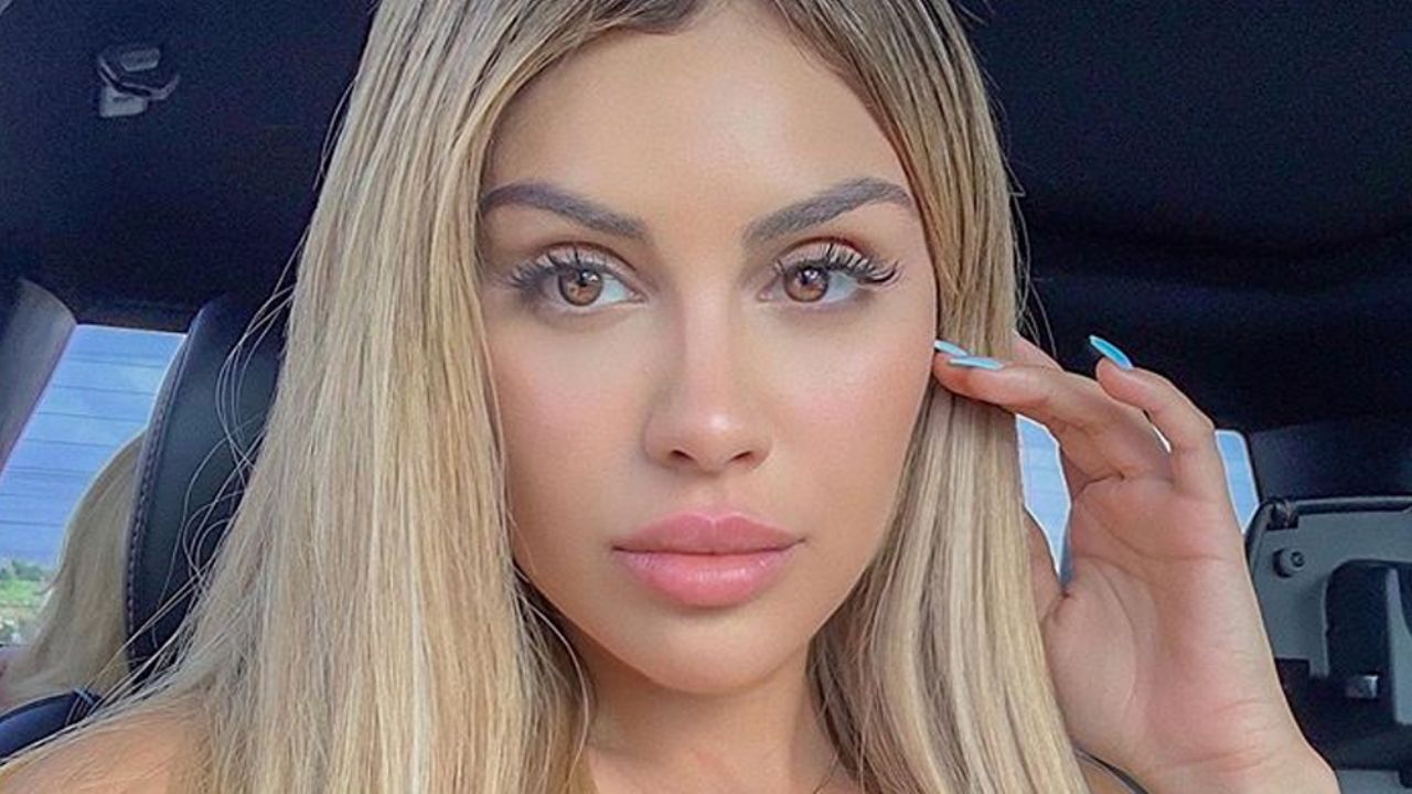 Alexa Dellanos y su cintura de ‘avispa’ dejan sin aliento a todo Instagram