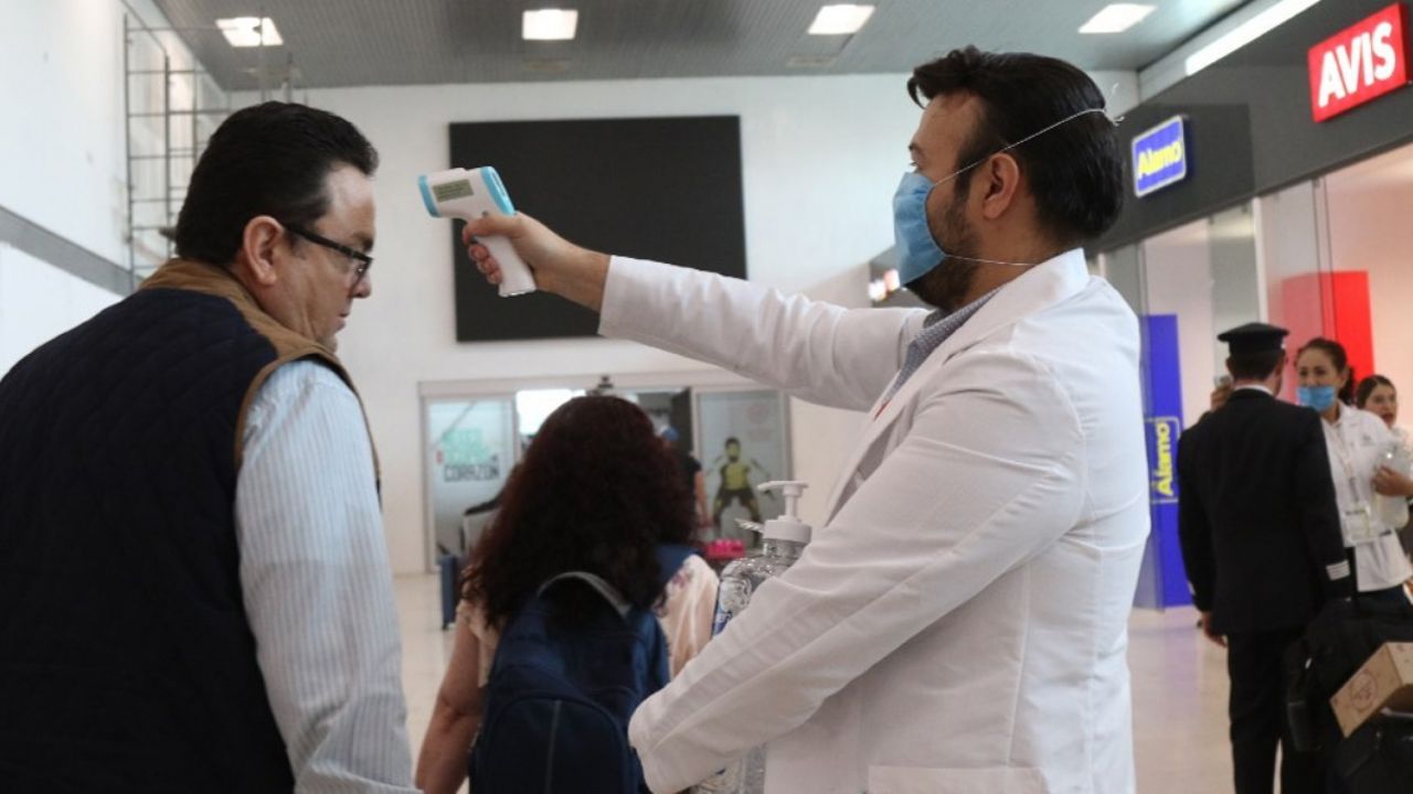 Suman 42 infectados de coronavirus en México; es el quinto caso en Nuevo León