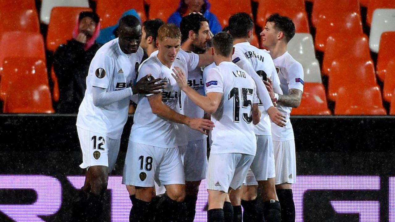 Alarmante situación: Valencia confirma más casos de coronavirus en el plantel