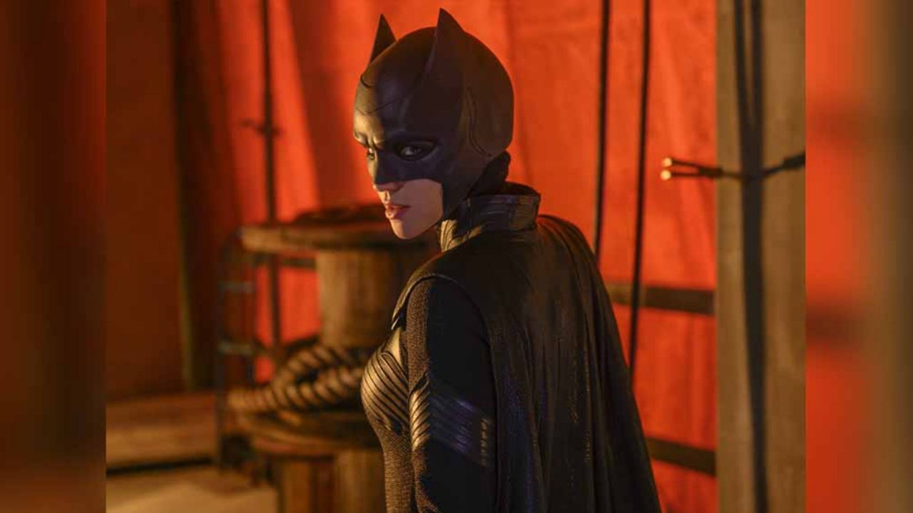 Mujer sufre accidente en set de la serie ‘Batwoman’; podría no volver a caminar