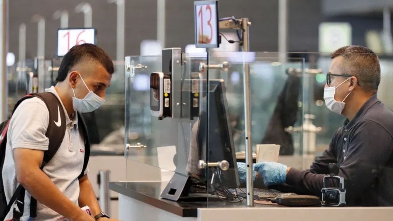 Coronavirus: Colombia prohíbe entrada a extranjeros por escalada de Covid-19