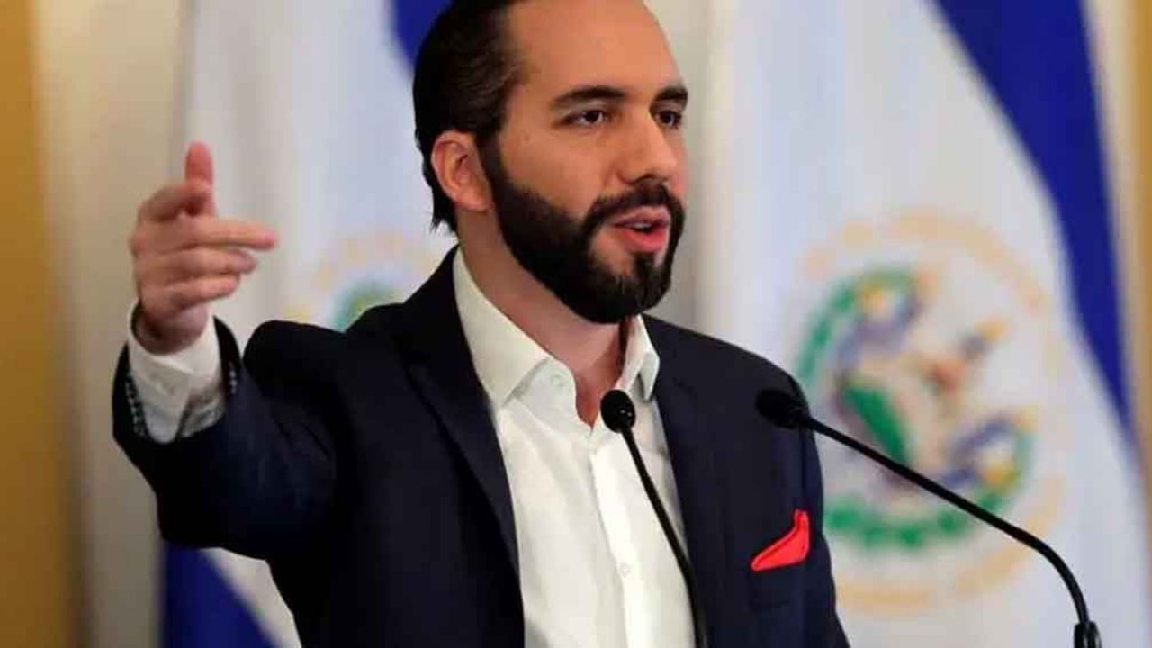 Bukele culpa a AMLO por enviar 12 contagiados de Covid-19 a El Salvador