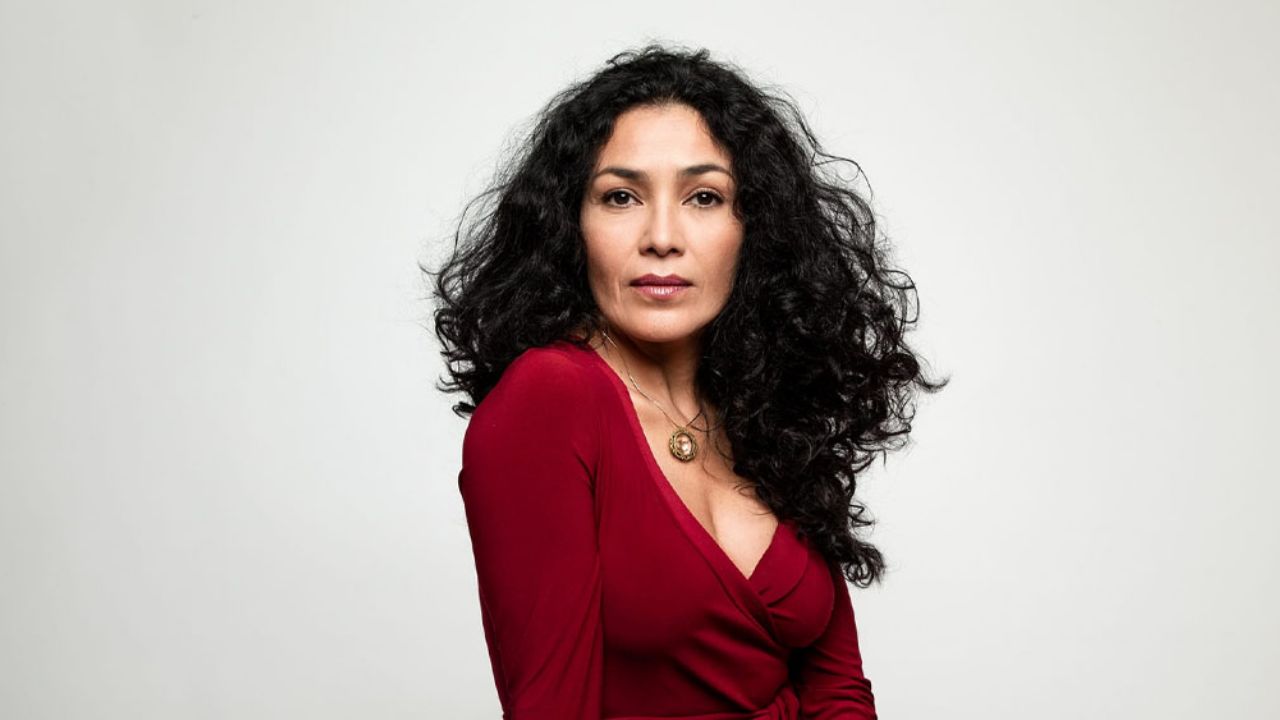 Asaltan a reconocida actriz al salir del teatro en CDMX; fue un ladrón en moto