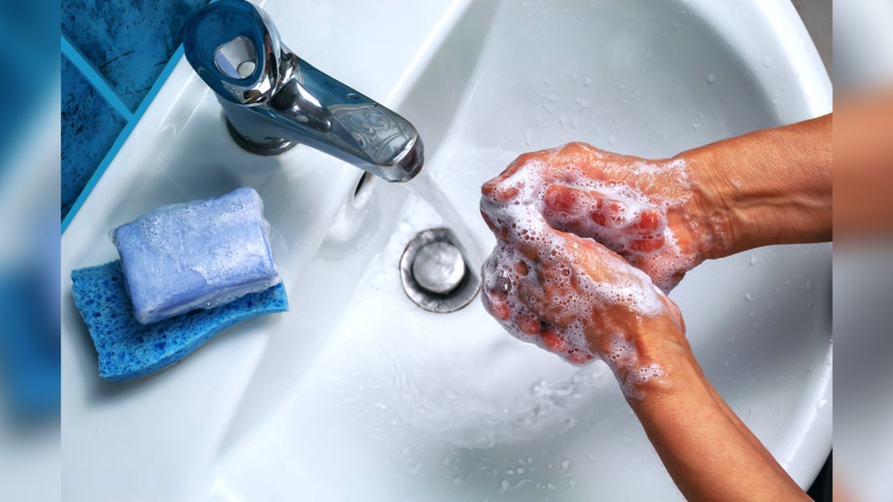 Covid-19: ¿Por qué recomiendan lavarte las manos para prevenir contagio?