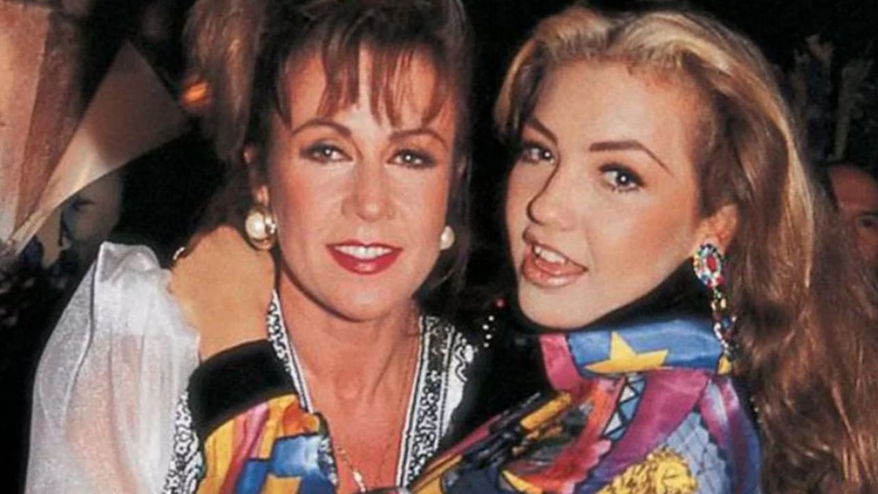 ¡Nueva pelea! Laura Zapata humilla a Thalía al ser acusada de copiar su look