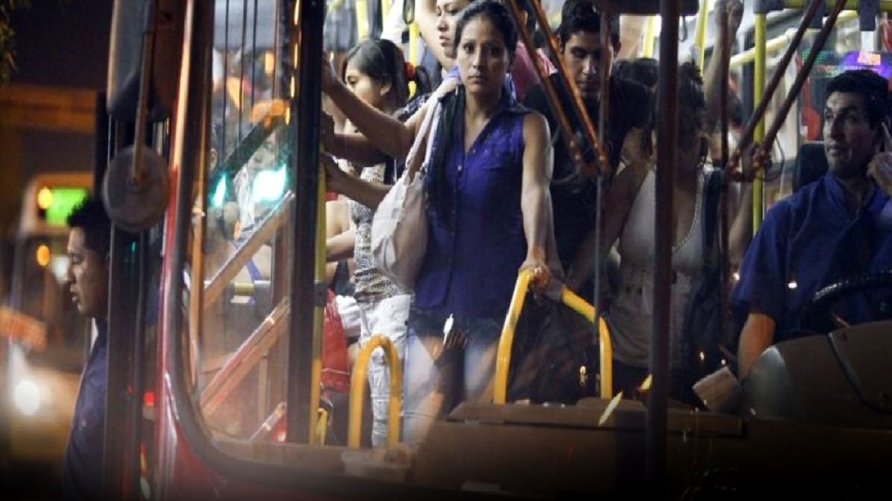 Senadores buscan crear un transporte seguro y exclusivo para mujeres