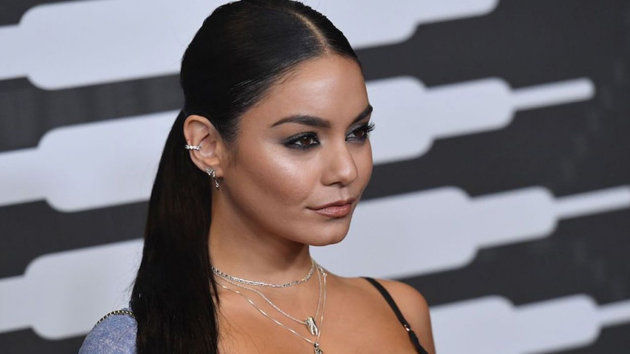 Vanessa Hudgens responde a comparaciones entre romance de Taylor Swift y Travis Kelce y ‘HSM’