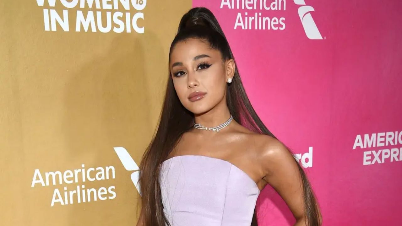 Ariana Grande y su hilarante forma de pedir a fans que se cuiden del Covid-19