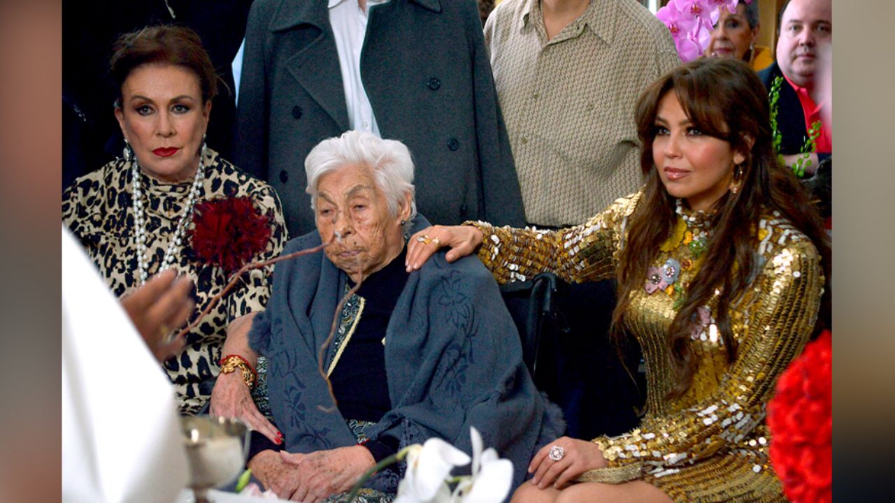 Coronavirus une a Laura Zapata y Thalía tras casi 20 años peleadas