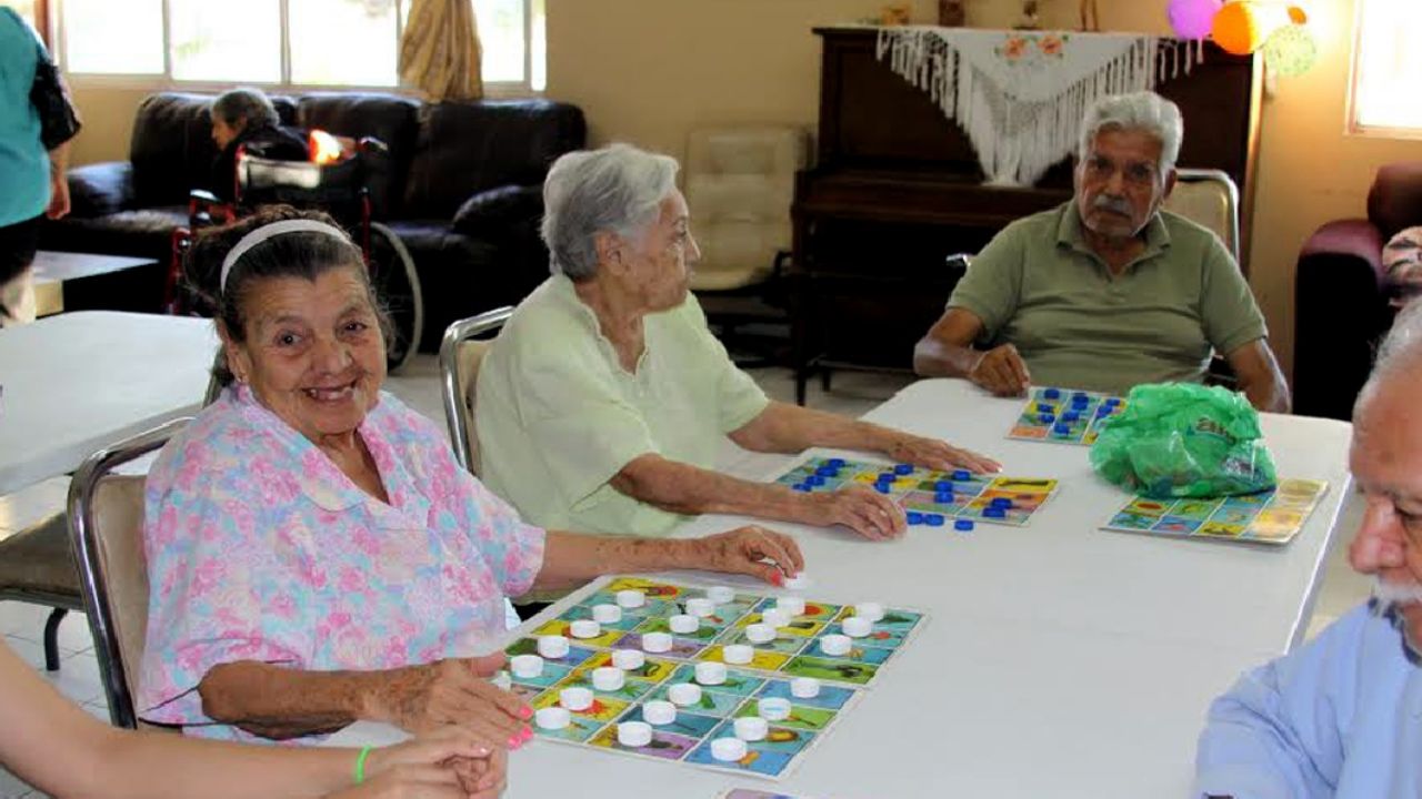 Asilos toman medidas de prevención por brote de coronavirus en CDMX