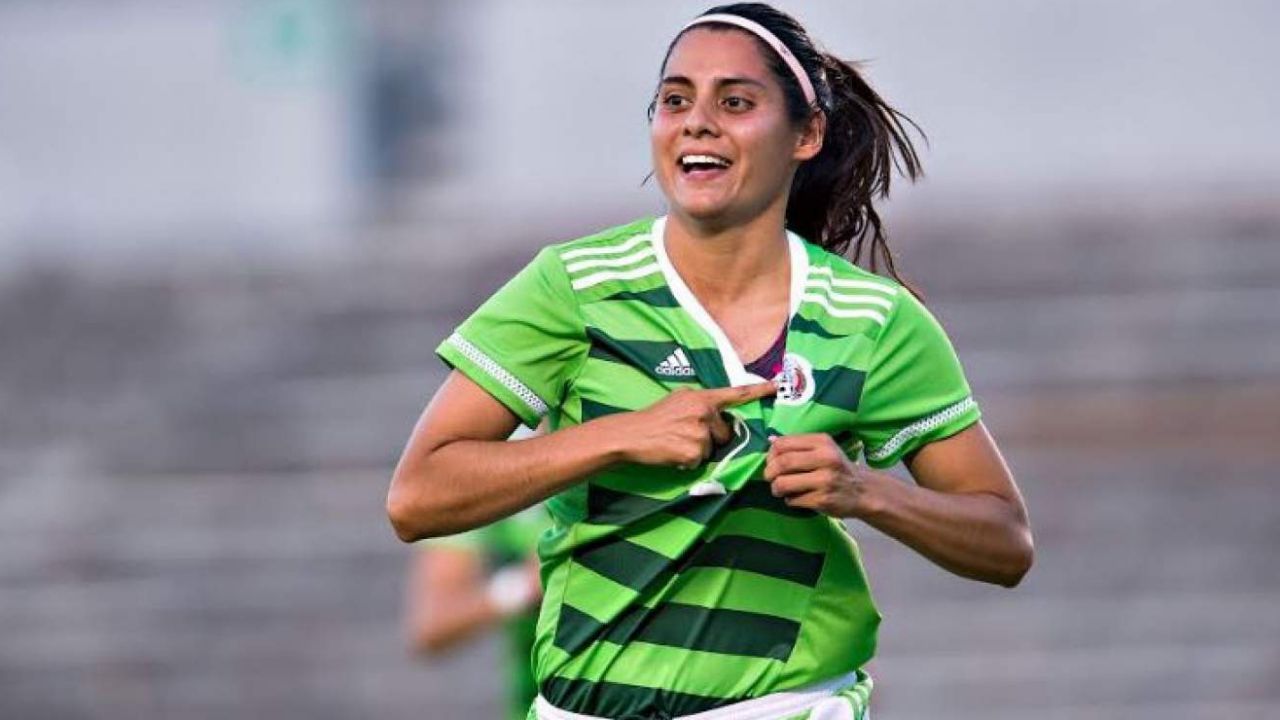 Kenti Robles, futbolista mexicana: “No podemos salir de nuestras casas”