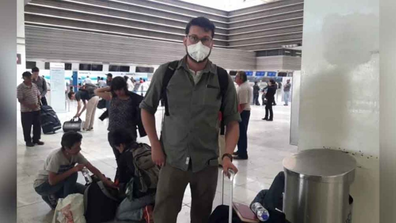 Por miedo a golpe económico, Gobierno de México se niega a cerrar aeropuertos