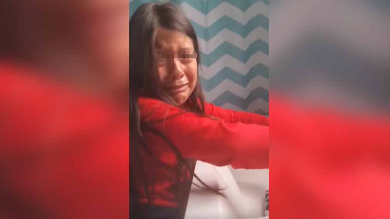 VIDEO: ¡Cruel broma! Niña llora al creer que su mamá le contagió coronvirus