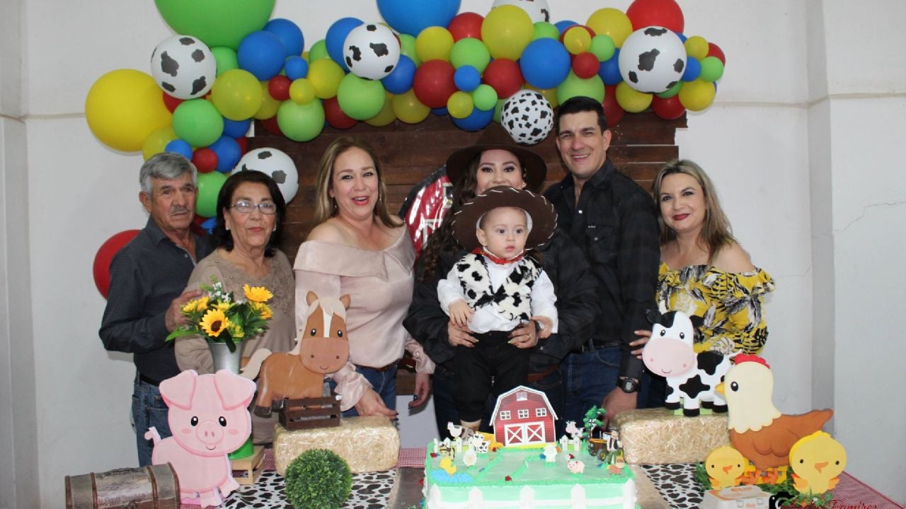 Gilberto Gil celebra a lo grande su primer año muy al estilo del viejo oeste