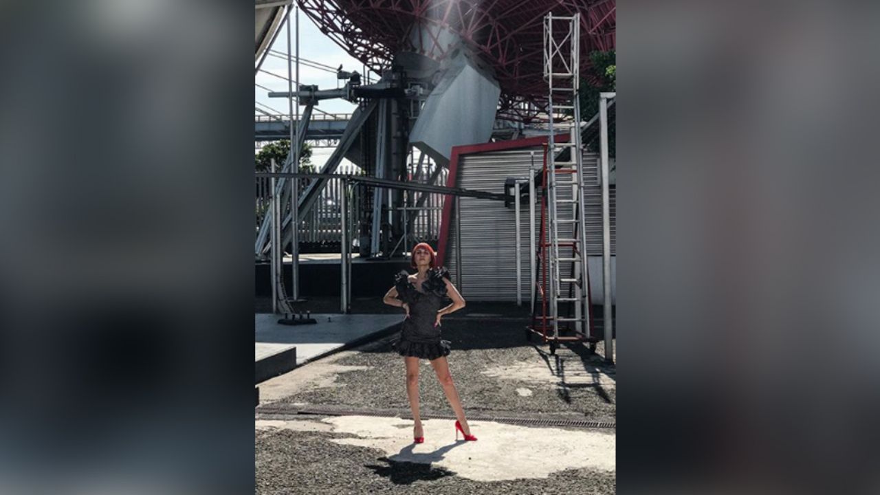 “Qué fea se puso”: Usuarios se burlan de Michelle Vieth por usar vestido corto