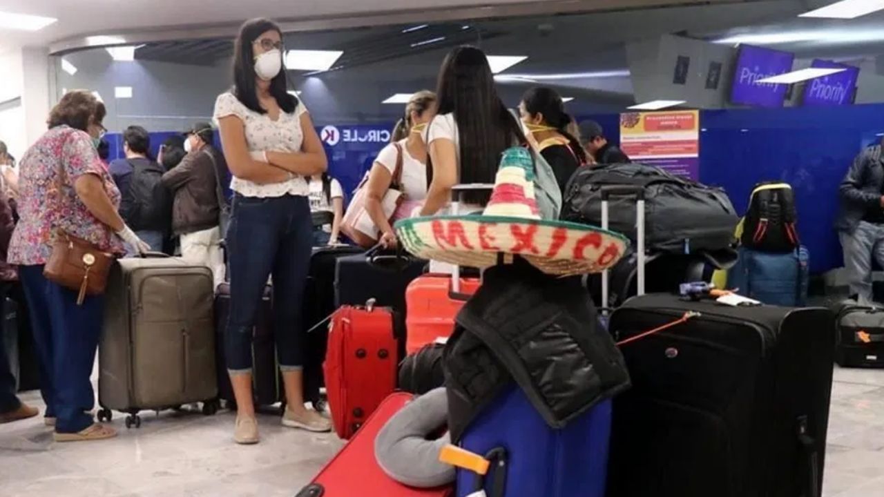 Mexicanos varados en Perú regresan tras contingencia del Covid-19