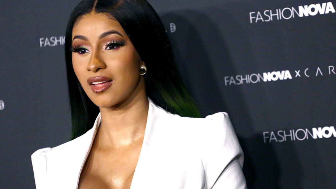 Cardi B anuncia que donará sus regalías por remix del coronavirus