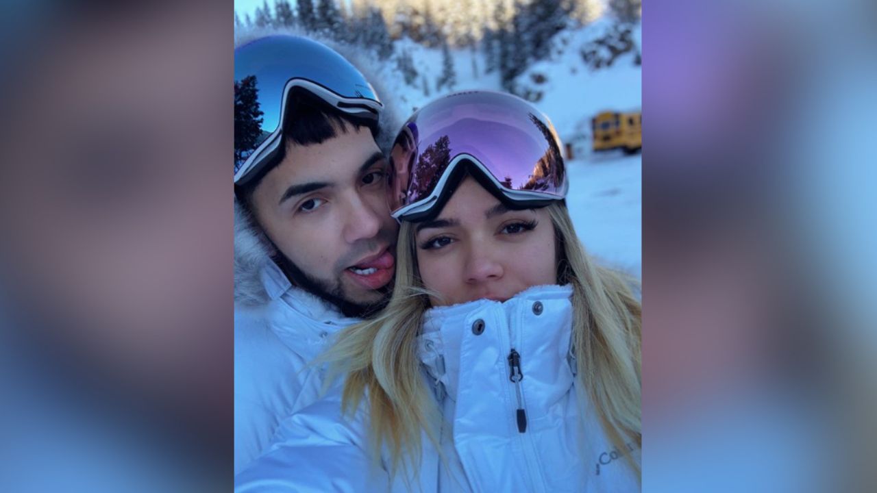 “Modo ‘coronavairuuus'”: Karol G rechaza beso de Anuel AA por Covid-19