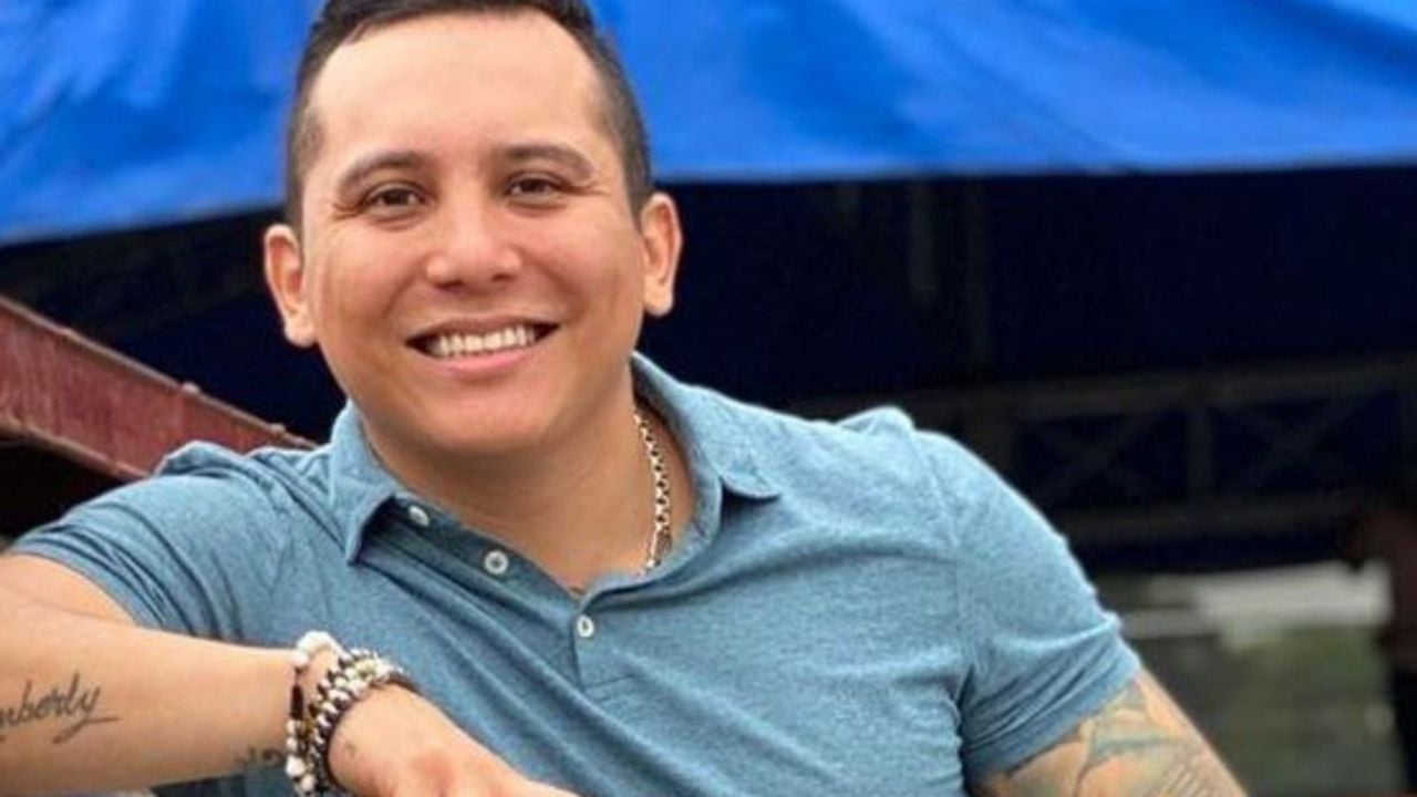 “La misma cara”: Edwin Luna presenta a su mamá en Instagram y deja en shock a sus fans
