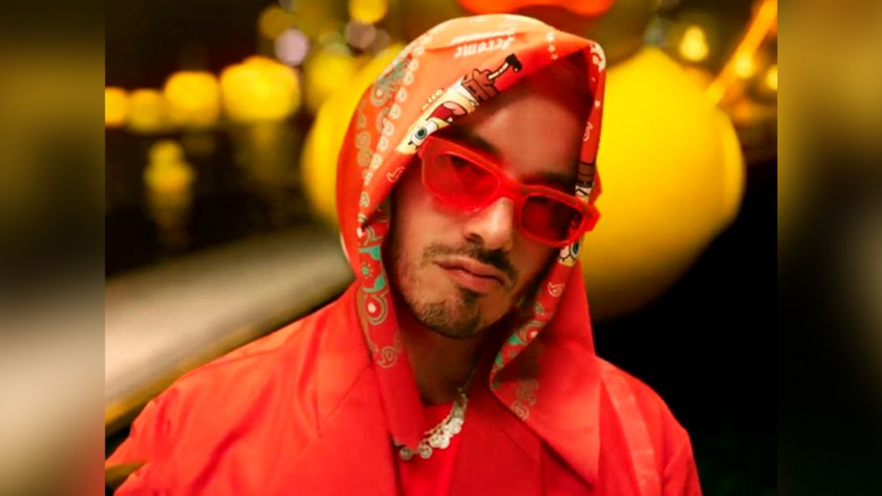 J Balvin ‘prende’ las redes con su Amarillo Challenge en Tik Tok