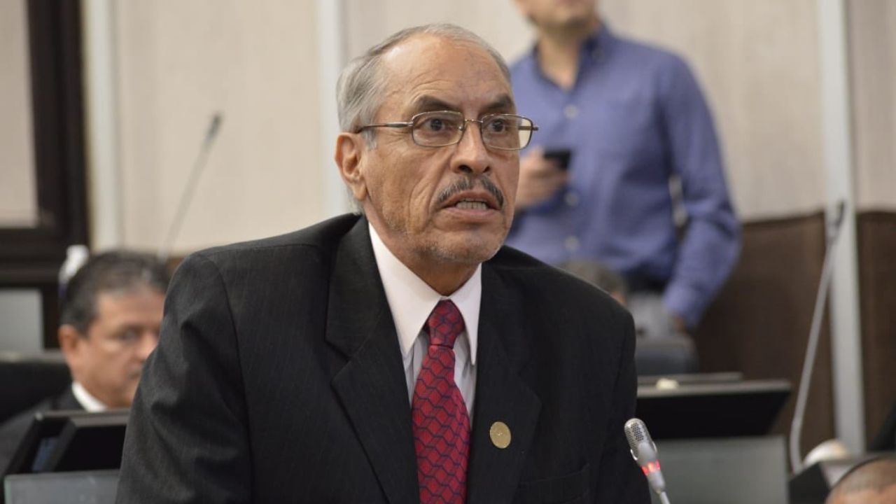 Diputado por Huatabampo propone dos meses sin pagar energía ni agua