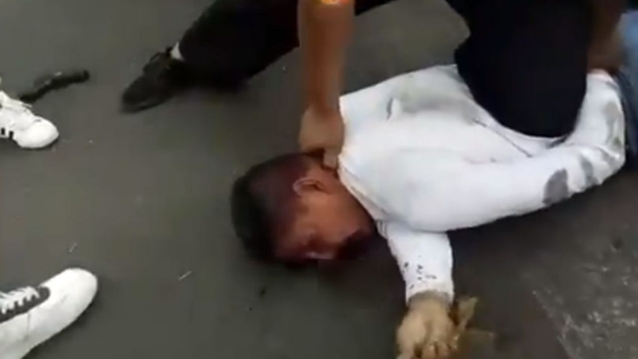 “Pa’ que la vuelvas a pensar ojete”: Asaltante recibe golpiza en CDMX