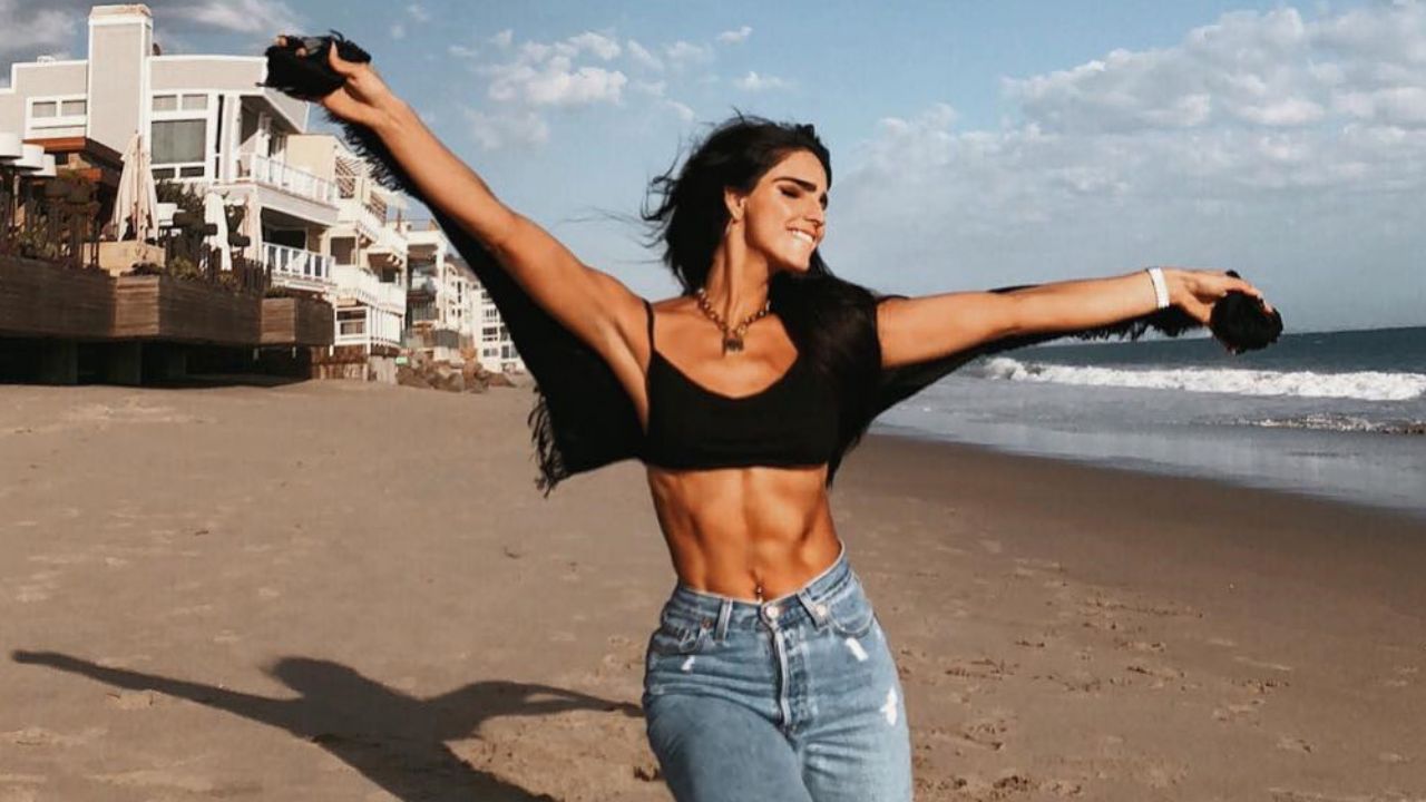 Con sensual bikini, Bárbara de Regil manda mensaje a sus haters: “Los perdono”