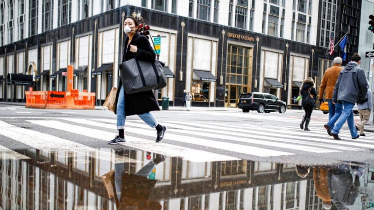 Muertes por coronavirus en Estados Unidos aumentan a más de 700 casos